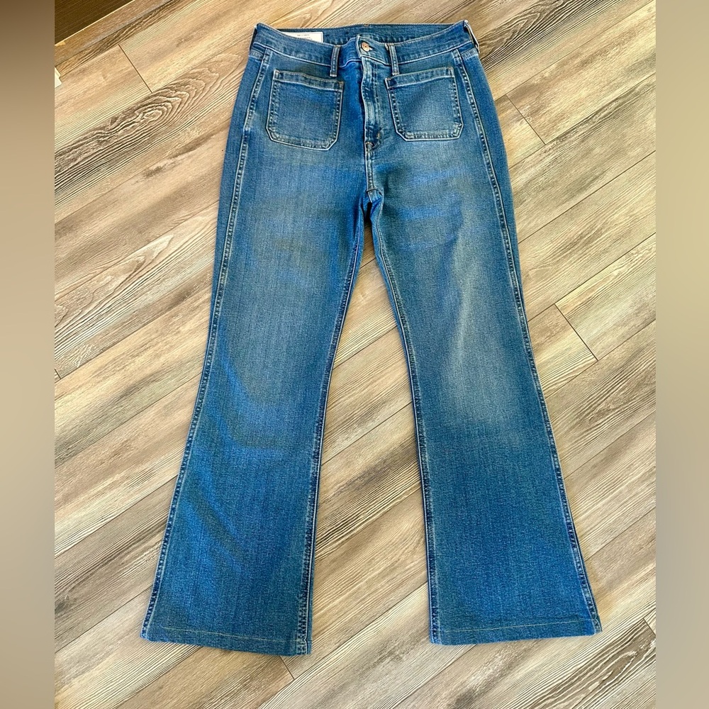 GAP Flare High Rise Jeans Size 30
